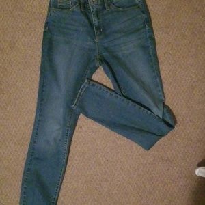 Universal Thread Jean's